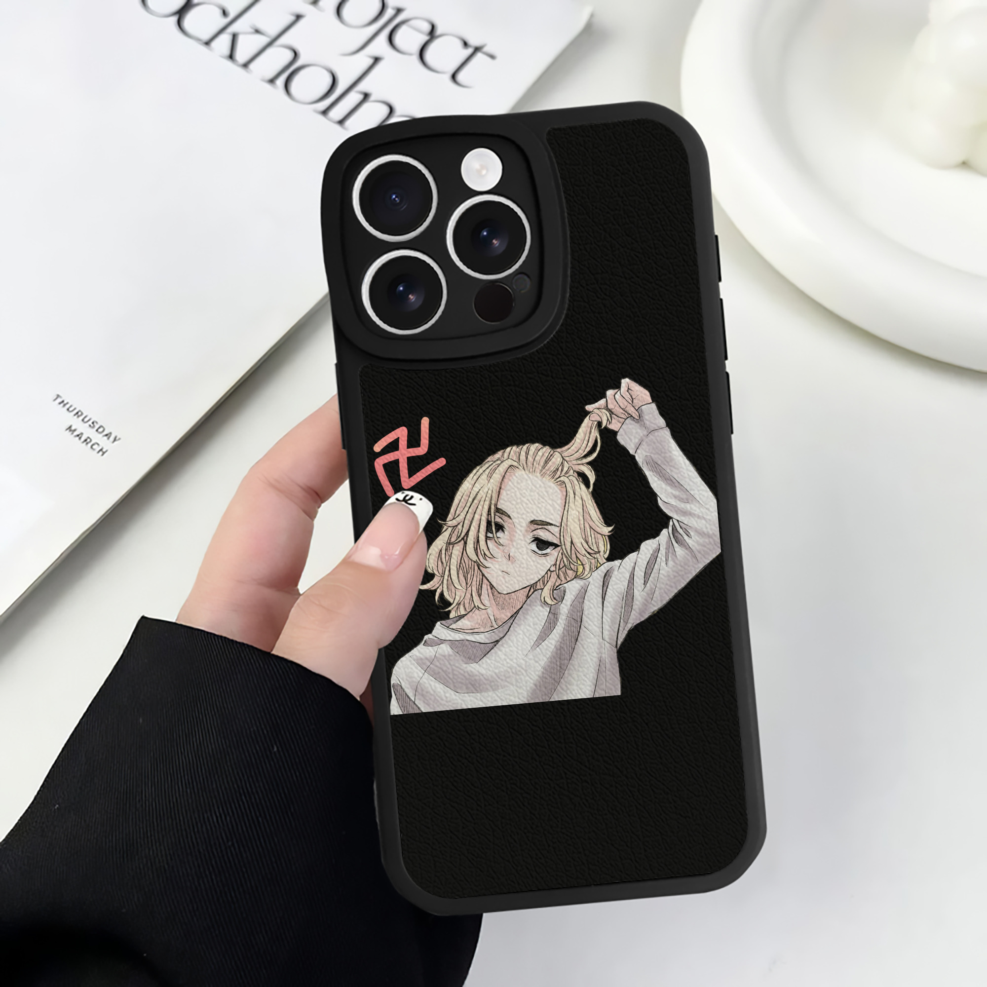 （画像用） 東京リベンジャーズ Tokyo Revengers 【iPhone 16シリーズ対応】シリコンスマホケース（レザー調） 材質：シリコン